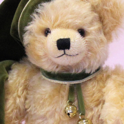 Annual Bear 2020 Little Day Dreamer 34 cm Teddy Bear by Hermann-Coburg