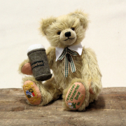 HERMANN Oktoberfest Bear Modell 2023  36 cm Teddy Bear by Hermann-Coburg