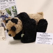 Running Panda schwarz/braun mit Doppel-Halsgelenk #001 von Hermann-Coburg