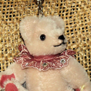 Teddy-Pendant delicate pink Miniature- Mohair-Teddy Piccolo 11 cm Teddy Bear by Hermann-Coburg