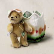 Eins, zwei, drei  der Teddy schlpft aus dem Ei  Teddy gelb 12 cm Teddybr von Hermann-Coburg