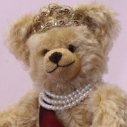 Queen Elizabeth II Celebration Bear for Her Majestys 95th birthday on 21st April 2021 34 cm Teddybr