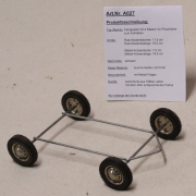 Fahrgestell mit 4 Rdern fr Plschtiere zum Aufnhen von Hermann-Coburg