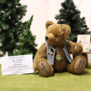 Brummbär, der Teddybär Total Bär 2011 #000 B 9. Dezember by Hermann-Coburg Brummbär, der Teddybär Total Bär 2011 #000 B 9. Dezember by Hermann-Coburg