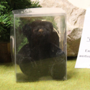 Kleiner Miniatur Hugo Boss friendship Teddybr B 10. Dezember by Hermann-Coburg