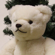 Hugo Boss weier Alpaca Br D 10. Dezember von Hermann-Coburg